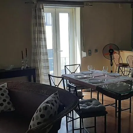 Anjos Apartment - Central Lisbon *